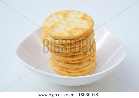 Organic Whole Wheat Soda Crackers ready to eat