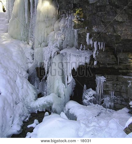 Cascate congelate