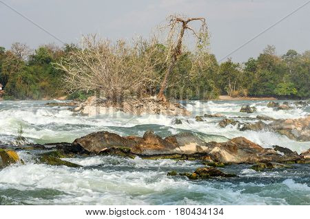 The Strong Cascade Of Don Phapheng Waterfalls Of River Mekong