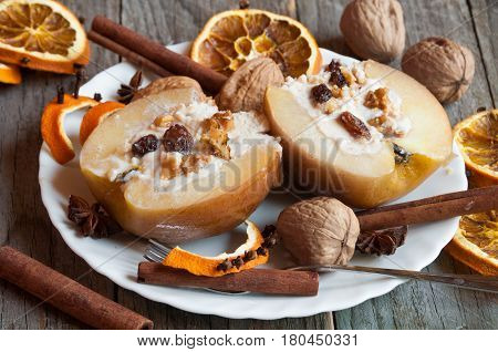 Baked apples sutffed with curds and nuts