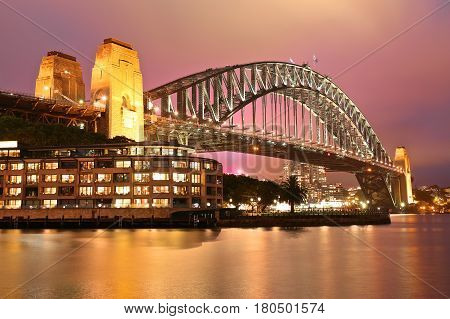 Australia - Photo at night from the Harbour Bridge