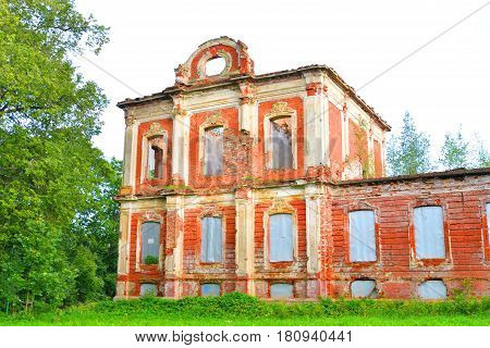 Ruined palace in the estate Znamenka near St.Petersburg Russia.