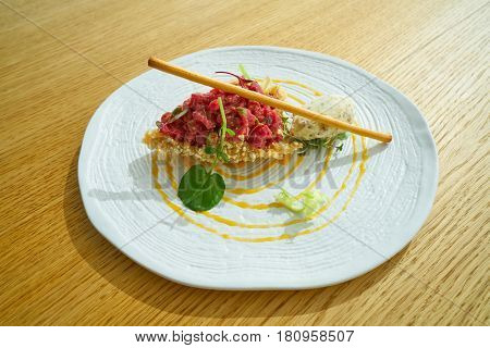 Steak Tartare with mustard ice-cream and airbag starter Tartar recipe