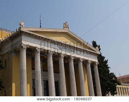 Atina Zappeion neoklasik binada