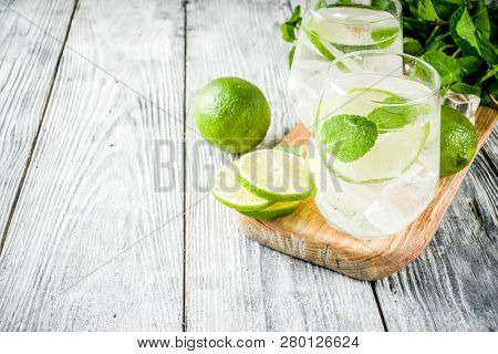 Summer Sour Cocktail Mojito
