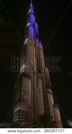 Dubai, Uae, Mar 19, 2018: Burj Khalifa Puts On A Light Show At Night That Qualifies For Guiness Book
