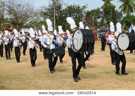 Paraders ในฤดูกาลเทศกาลกีฬาท้องถิ่น