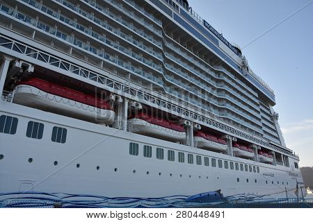 Ensenada, Mexico - Oct 25: Norwegian Bliss Cruise Ship, Docked In Ensenada, Mexico, As Seen On Oct 2