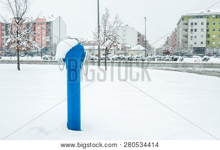 Fire Hydrant. Blue Fire Hydrant For Firefighters On The Street In The City With Snow In The Winter S