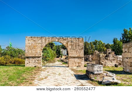 Byzantine Arch At The Al-bass Tyre Necropolis. Unesco World Heritage In Lebanon