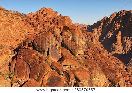 Footpathe To The Top Of The Sinai Mountain (mount Horeb, Gabal Musa, Moses Mount) - Sacred Christian