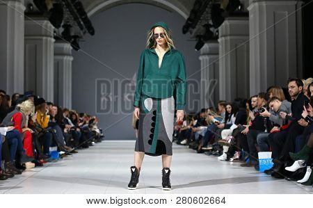 Ukrainian Fashion Week Fw18-19: Collection By Kir Khartley