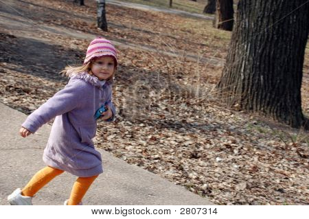 Ragazza in esecuzione