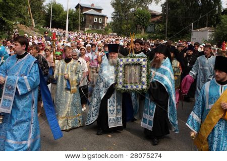 TOMSK, Rusia - el 9 de agosto: Celebraciones ortodoxas dedicadas al segundo hallazgo de un ic de prodigios
