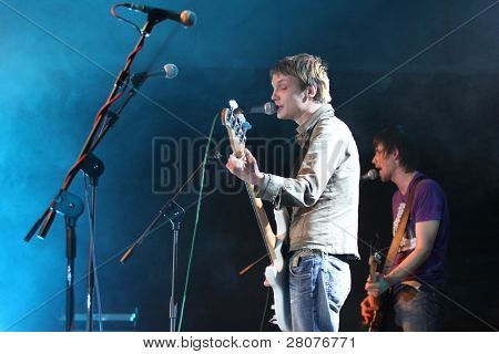 Tomsk, Russland 28. Juni: Egor Timofeev russische Sänger und Musiker, Leiter der pop-Rock-Gruppe 