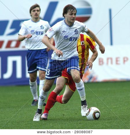 Mosca - 15 maggio: Difensore della Dinamo Vladimir Granat in una partita del round 11 di russo calcio P