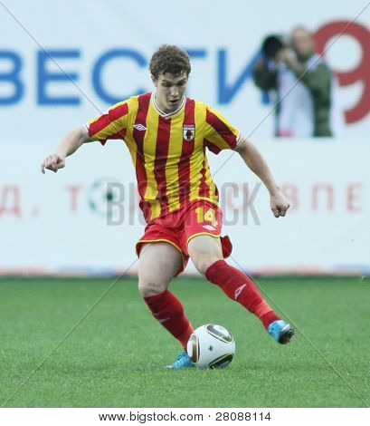 Moscou - 15 de maio: Frente Aleksandr Marenich na Alania em um jogo da 11ª Jornada do futebol russo