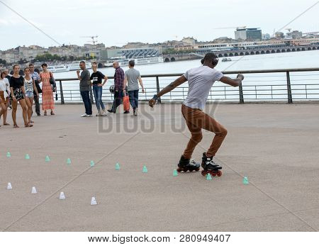Bordeaux, France - September 9, 2018: Roller Skater Performs Acrobatics In Quai Lousi Xviii In Borde