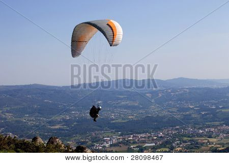 CALDELAS, PORTUGAL - 22 maj: Paragliding Festival Icaro de Caldelas 2010, anden dag i nord o