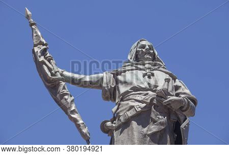 Valladolid, Spain - July 18th, 2020: Count Pedro Ansurez Monument, Sculpted By Aurelio Rodríguez Vic