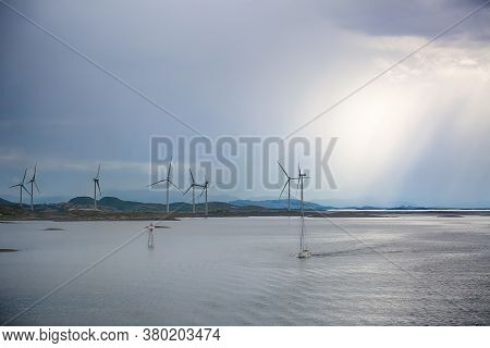 Windgenerators