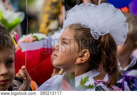 Saint Petersburg, Russia September 1, 2018 School 667 Nevsky District. Gatheringofstudentsnearthesch
