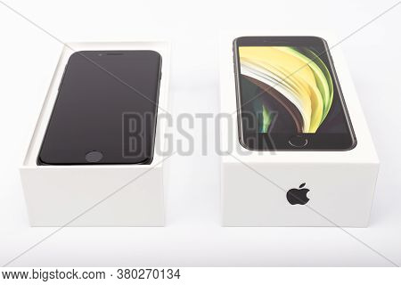 Packaging Of The New Iphone Se 2020 From Apple