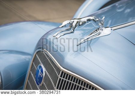 Westlake, Texas - October 21, 2017: Hood Ornament Details Of A Silver Blue 1936 Lincoln Model K Clas