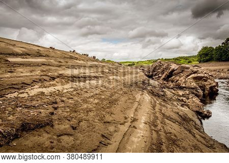 80 Years Of Silt Deposits Exposed Due To Earlstoun Dam And Loch / Reservoir Being Drained For The Fi