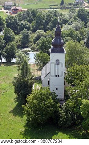 Parish Church of St. Peter in Sveti Petar Mreznicki, Duga Resa, Croatia
