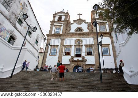 Salvador, Bahia / Brazil - February 5, 2018: Staircase Of Igreja Santissimo Sacramento On Rua Do Pas