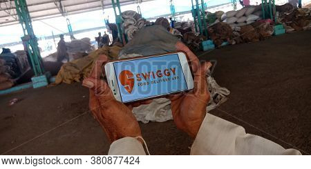 District Katni, India - September 20, 2019: Swiggy Logo Buy Food Online Presented On Smart Phone Scr