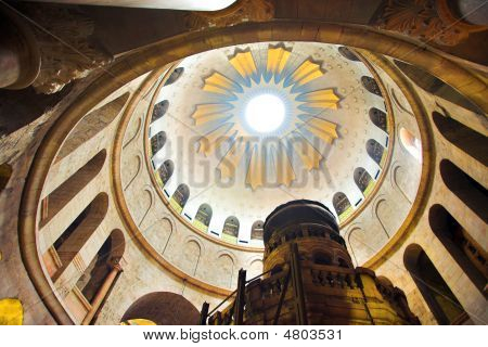 โดมในคริสตจักรของพระศพ เยรูซาเลม