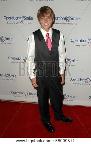 Jackson Guthy  at Operation Smile's 7th Annual Smile Gala. Beverly Hilton, Beverly Hills, CA. 09-18-08