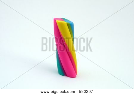 Borracha colorida isolada no branco