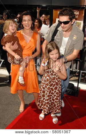 Debi Mazar and family  at the world premiere of 