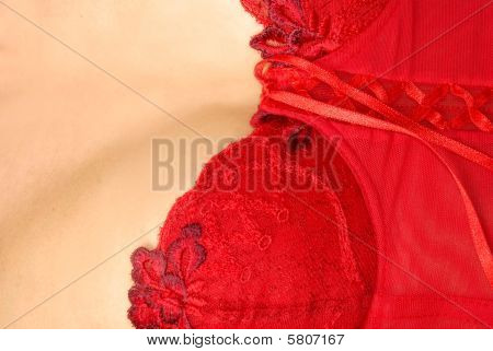 Žena červený korzet