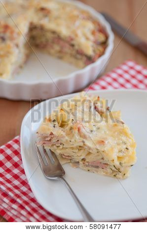 Creamy baked pasta with bacon and cheese