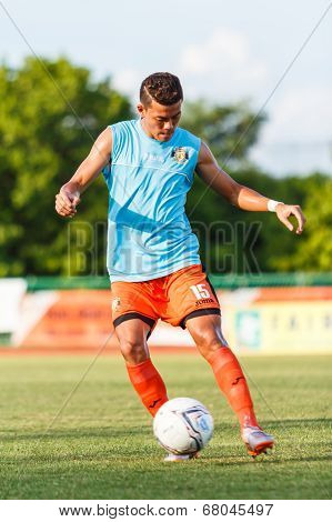 Sisaket Thailand-july 6: Santirat Viang-in Of Sisaket Fc. In Action During A Training Ahead Thai Pre