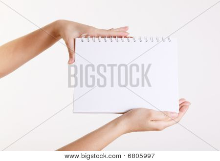 Bílý Noteb