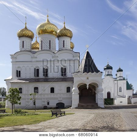 Kostroma Ipatiev Monastery Trinity Cathedral
