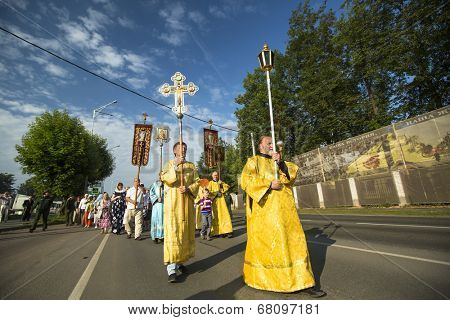 TIKHVIN, RUSSIA - JULY 9, 2014: Unidentified participants Orthodox Religious Procession on the occasion celebrations of the 10th anniversary of the return of the Tikhvin icon of the Mother of God.