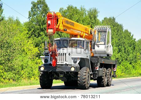 Ural 4320