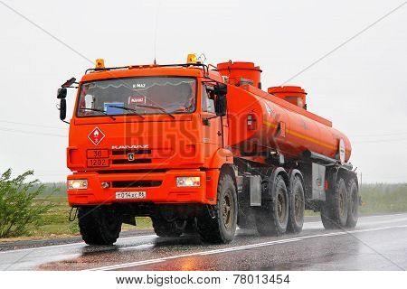 Kamaz 44108