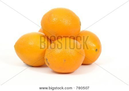 Haufen von Orangen