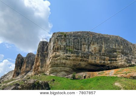 Kevään Crimea maisema (Ukraina).