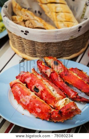 Grilled crab with Frensch baguette