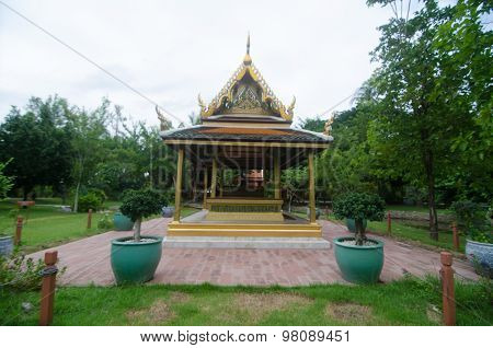 Thai Pavilion At King Memorial Park King Rama Ii ,samutsongkhram , Thailand