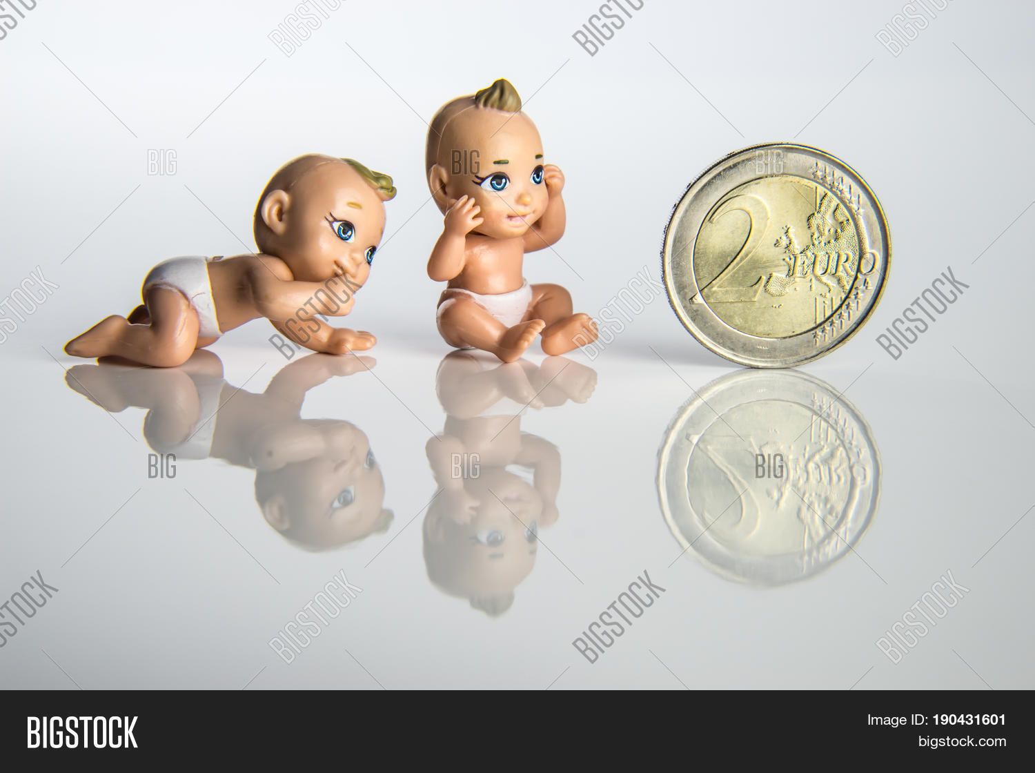 small baby figures