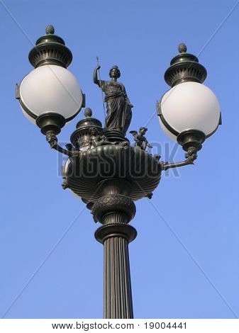 โคมไฟ